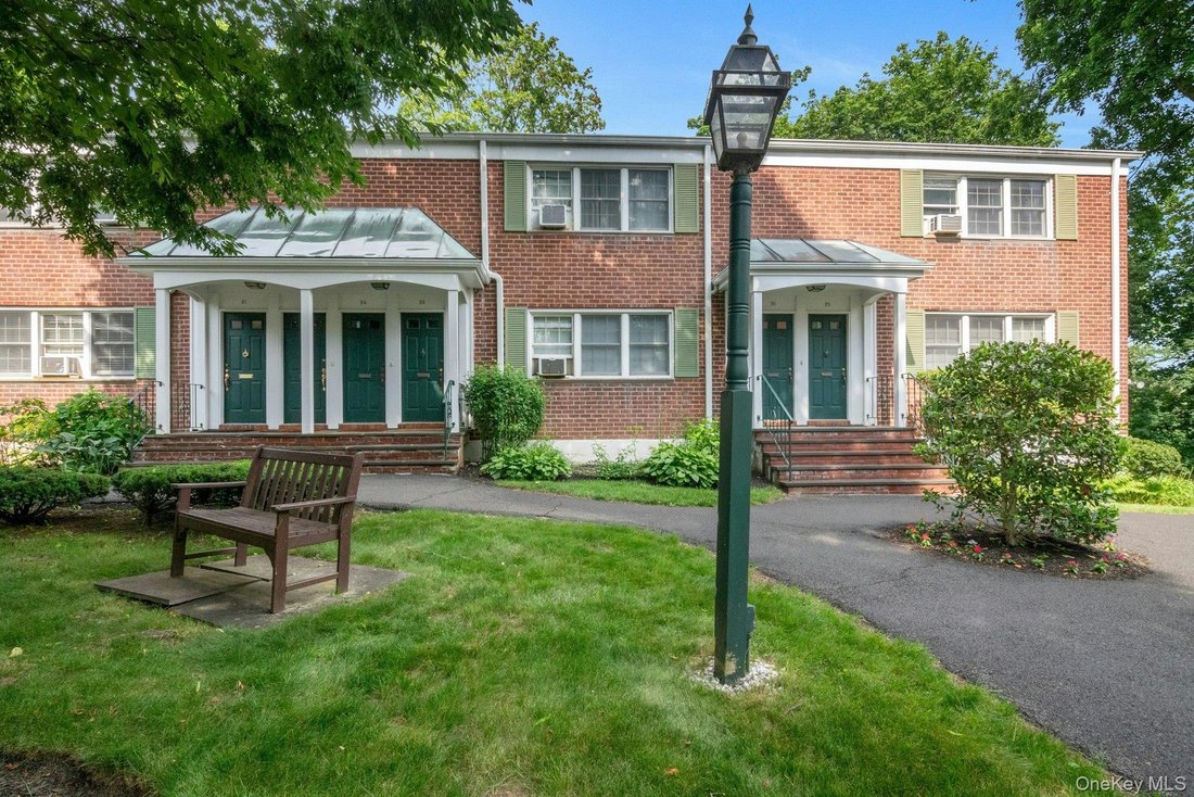 Condo in Pleasantville, New York, United States 2 - 18996377