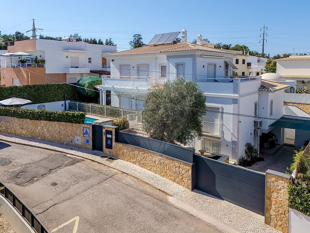 Villa in Portimao, Algarve, Portugal 4 - 18996640