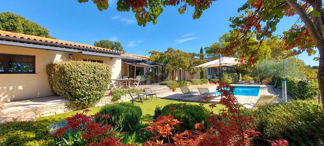 Villa in Flayosc, Provence-Alpes-Côte d'Azur, France 3 - 18996668