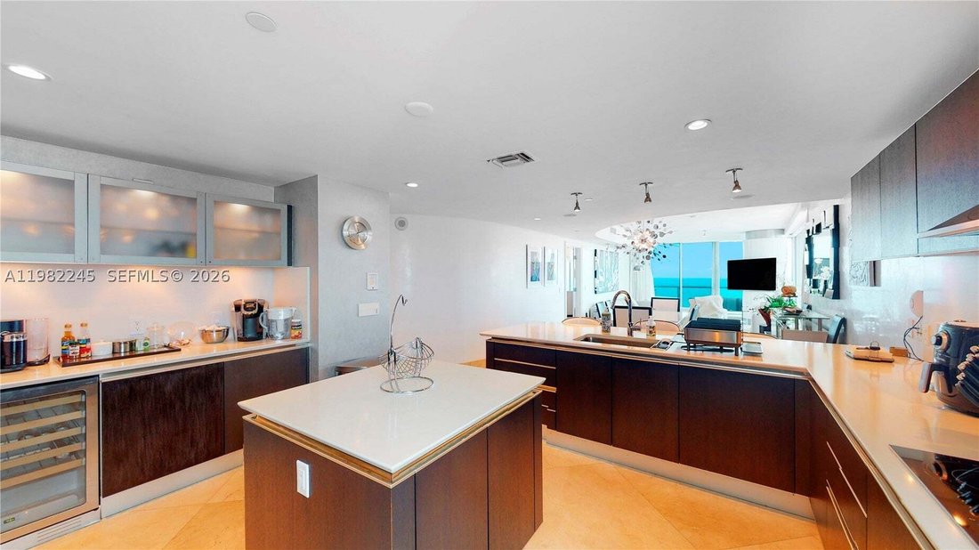 Condo in Sunny Isles Beach, Florida, United States 5 - 17675814