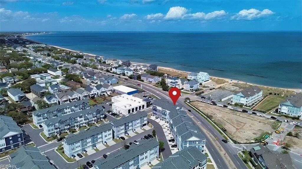 Condo in Norfolk, Virginia, United States 3 - 18993046