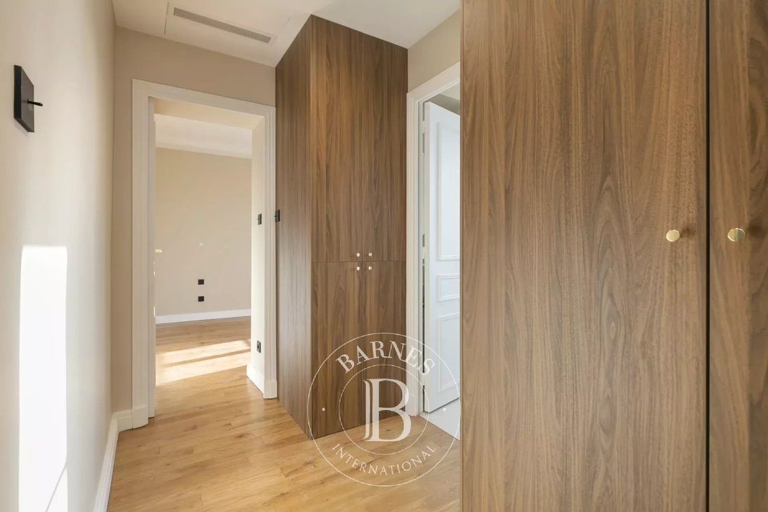 Appartement à Saint Philippe du Roule, Paris 8e Arrondissement, Paris 4 - 17381551