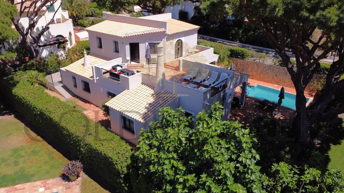 Villa in Vale do Lobo, Almancil, Portugal 2 - 18996834