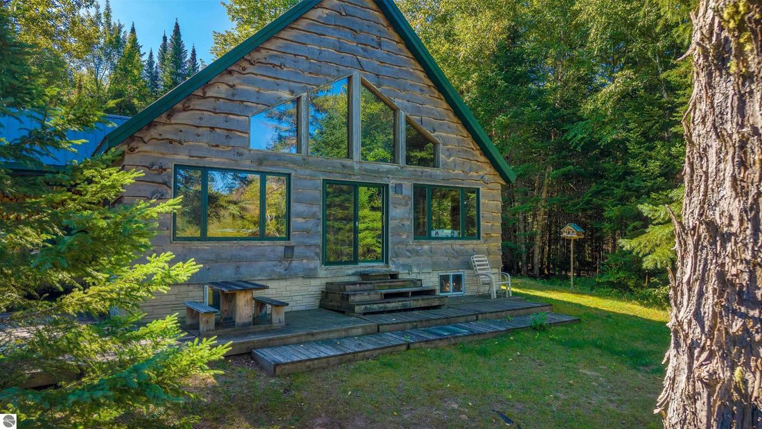 House in Hulbert, Michigan, United States 3 - 18995047