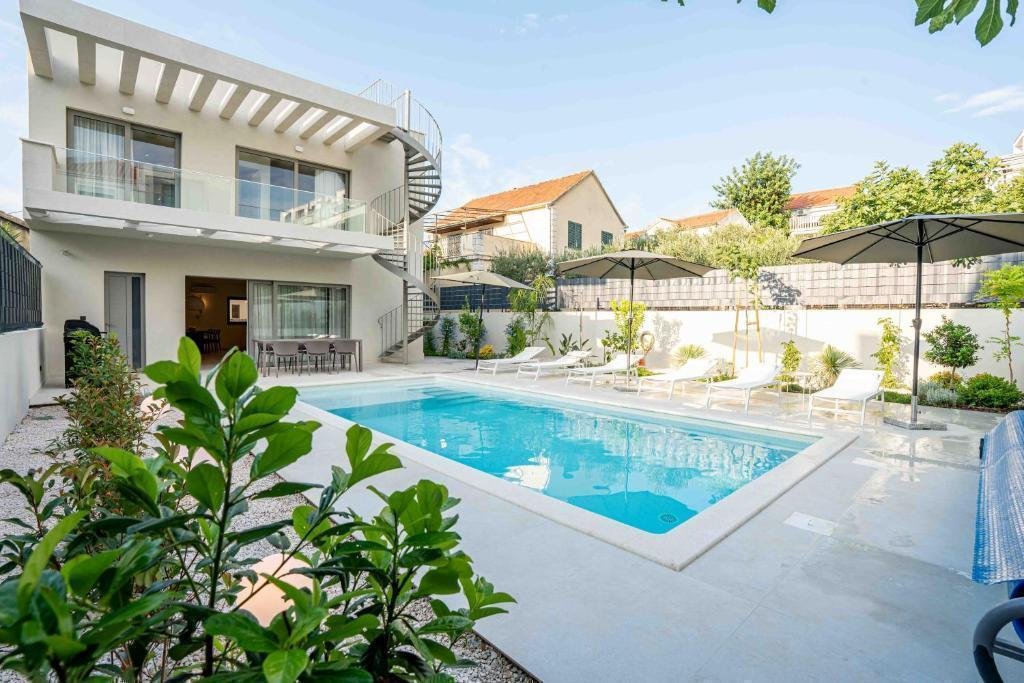 Villa in Sutivan, Split-Dalmatia County, Croatia 2 - 18994224