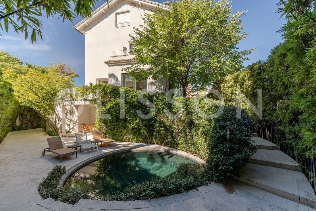 Chalet in Barrio Salamanca, Madrid, Spain 1 - 18995062