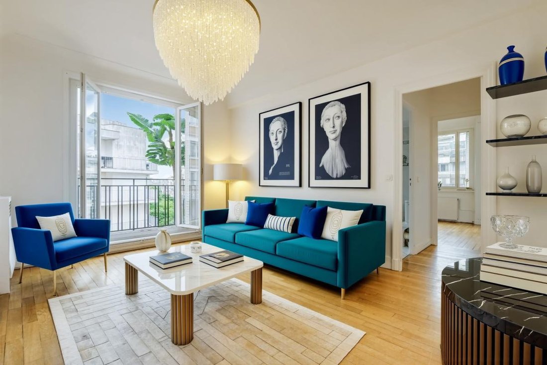 Apartment in Muette Sud, Paris 16e Arrondissement, Paris 1 - 18993889