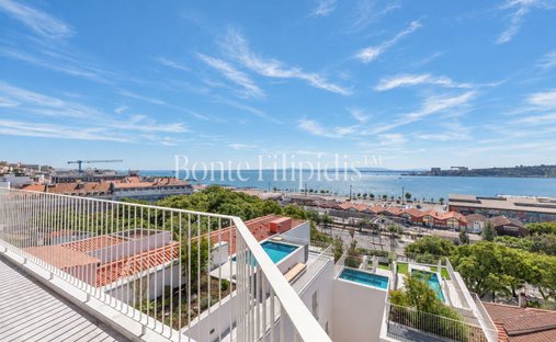 Penthouse in Estrela, Lisbon, Portugal 1