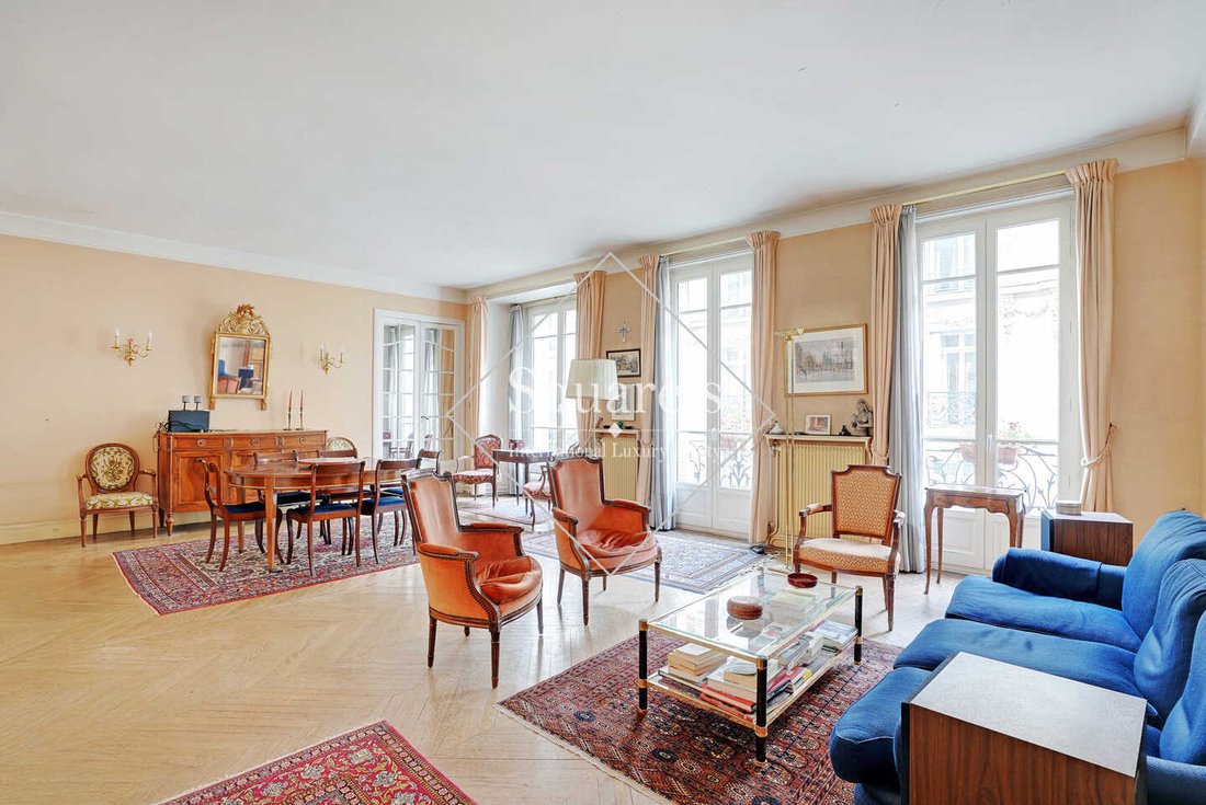 Apartment in Elysées-Madeleine, Paris 8e Arrondissement, Paris 3 - 18994191