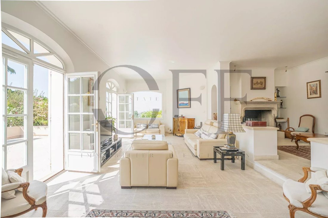 Villa en Les Caillols, Marsella, Provenza-Alpes-Costa Azul 3 - 18144388