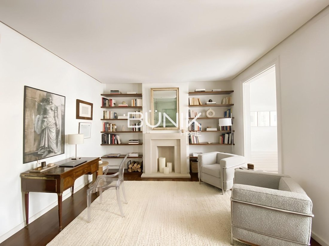 Apartment in Eixample, Barcelona, Spain 2 - 18993049