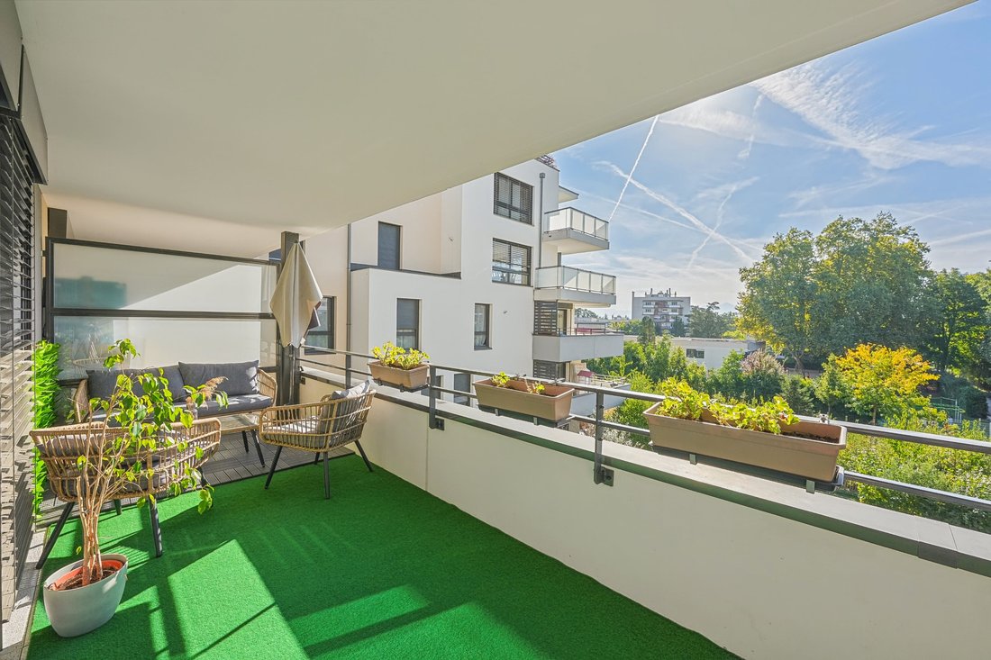 Apartment in Ferney-Voltaire, Auvergne-Rhône-Alpes, France 2 - 18993796