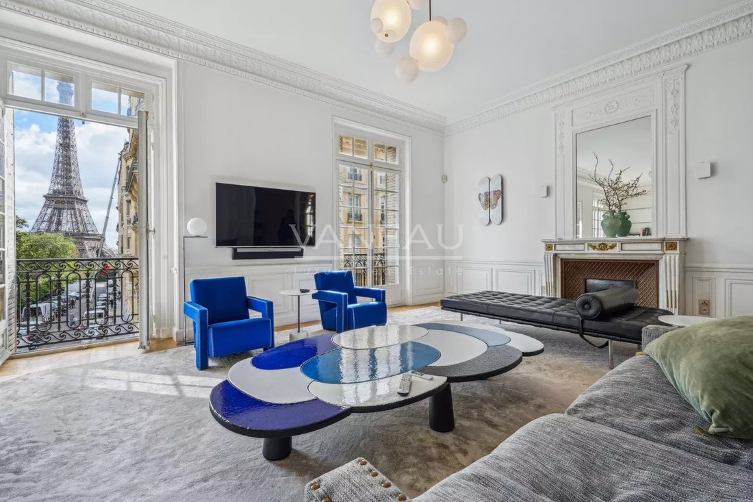 Apartment in Saint Louis, Versailles, France 2 - 18996779