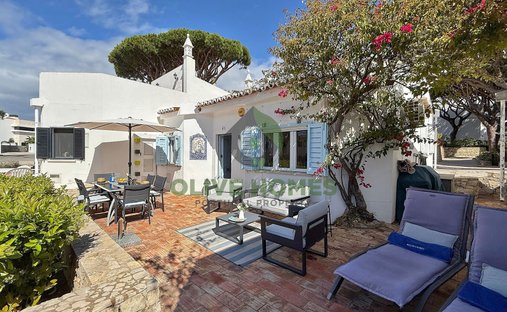 Townhouse in Vale do Lobo, Almancil, Portugal 1