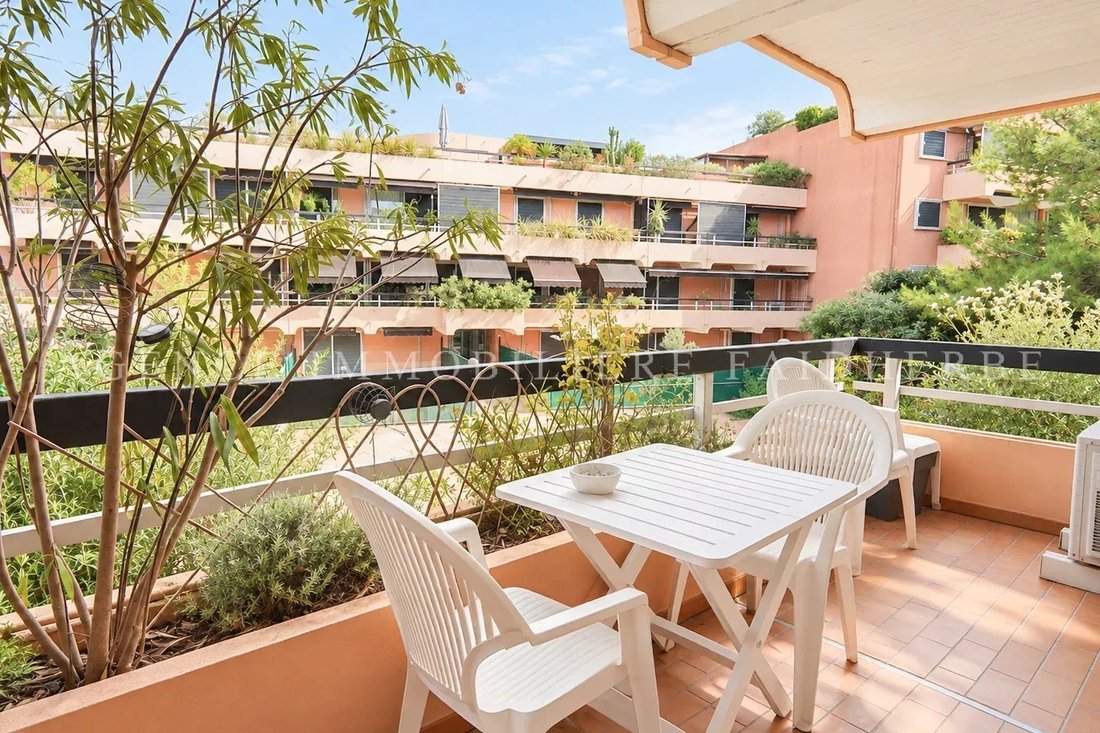Apartment in Zone Est Diffuse, Saint-Tropez, France 4 - 18994134
