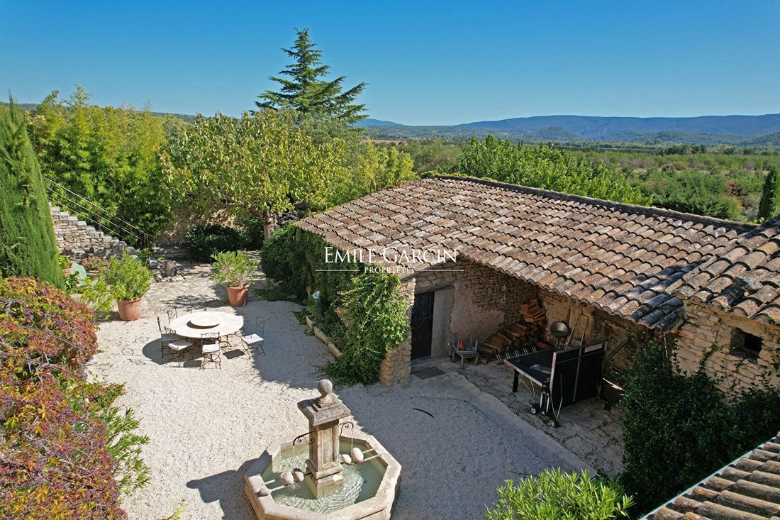 Villa in Cabrières-d'Avignon, Provence-Alpes-Côte d'Azur, France 5 - 18997272