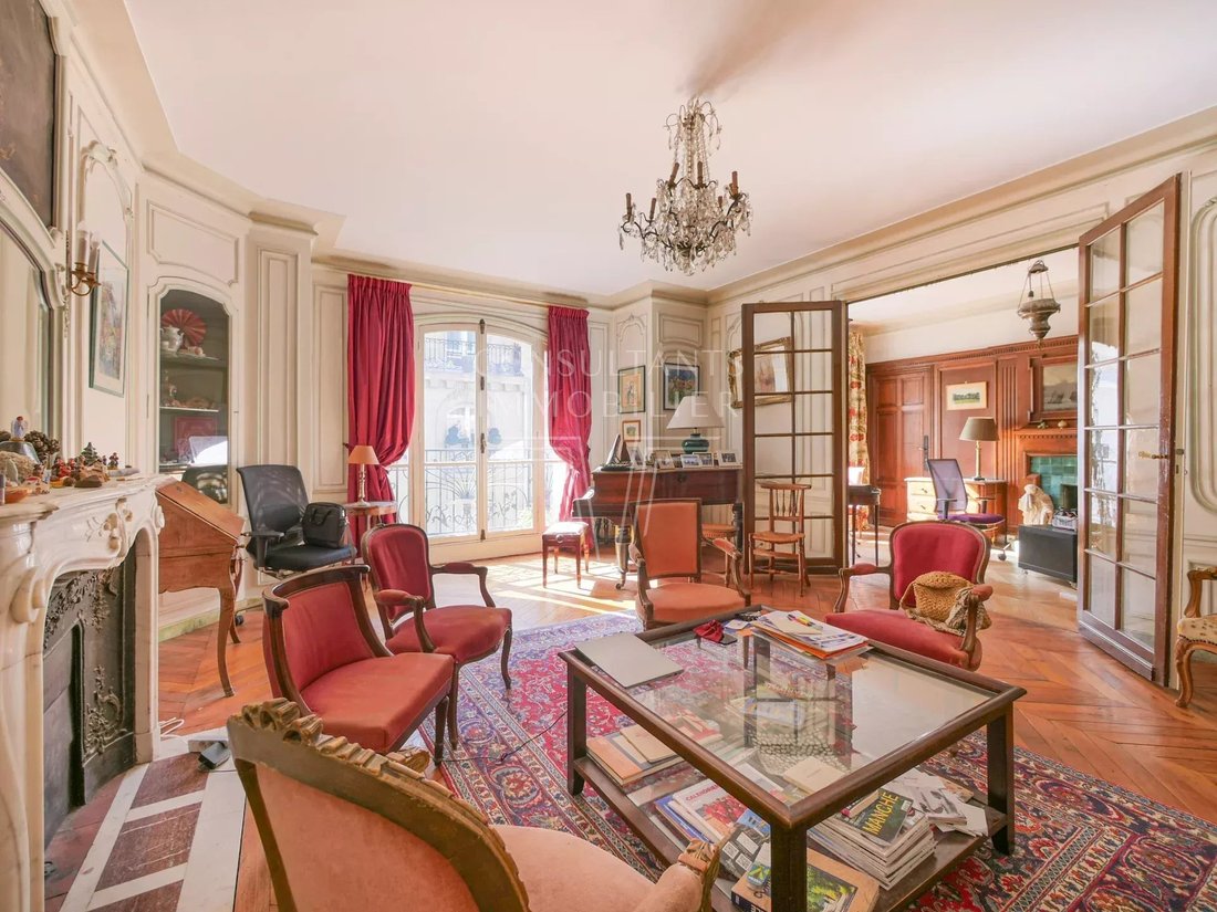 Apartment in Porte Dauphine, Paris 16e Arrondissement, Paris 4 - 18993671