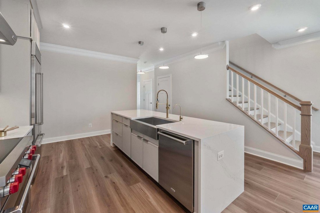 House in Charlottesville, Virginia, United States 3 - 18994961