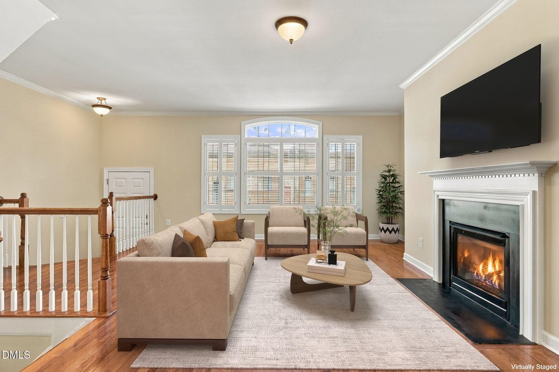 Townhouse in Raleigh, North Carolina, United States 2 - 18995664