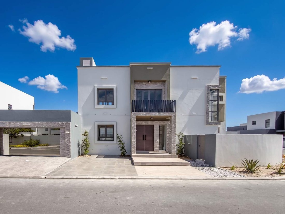 House in West Beach, Blaauwberg, Cape Town 1 - 18993277