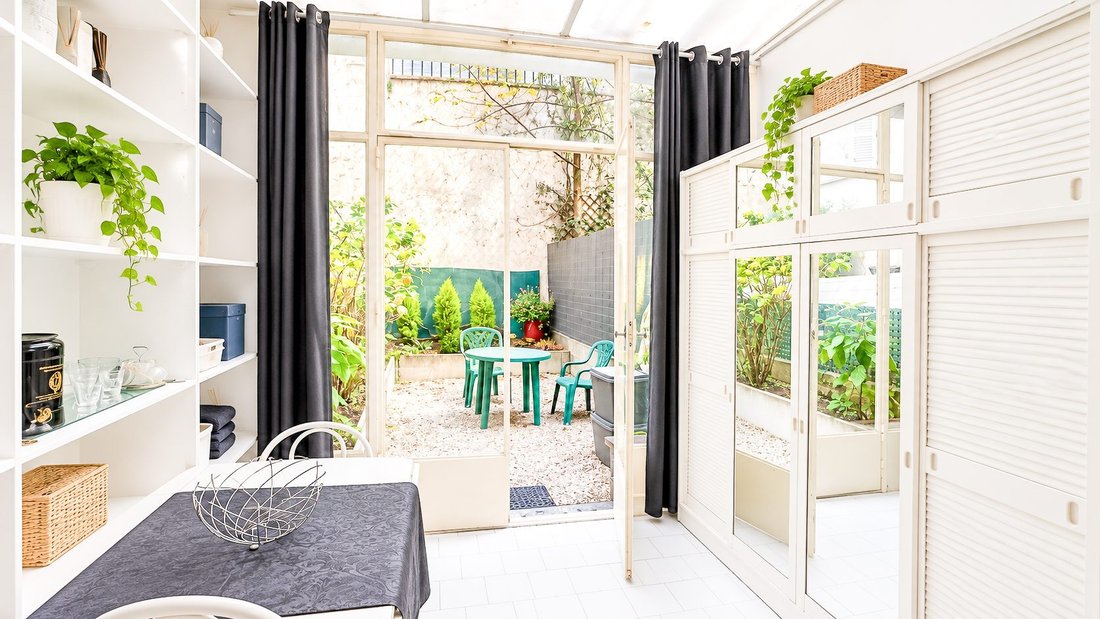 Apartment in Lorette-Martyrs, Paris 9e Arrondissement, Paris 3 - 18997957