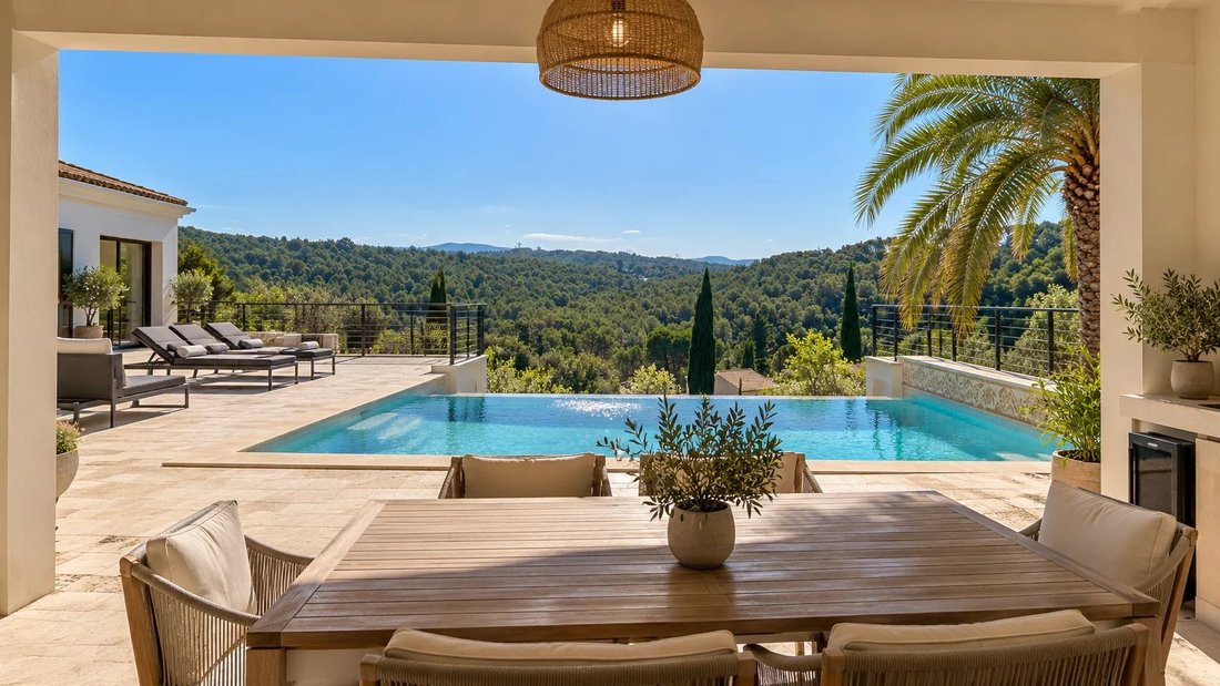 Villa in Le Thoronet, Provence-Alpes-Côte d'Azur, France 2 - 18993729