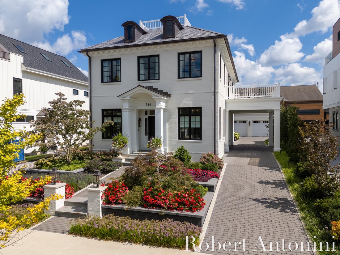 House in East Grand Rapids, Michigan, United States 5 - 18993667
