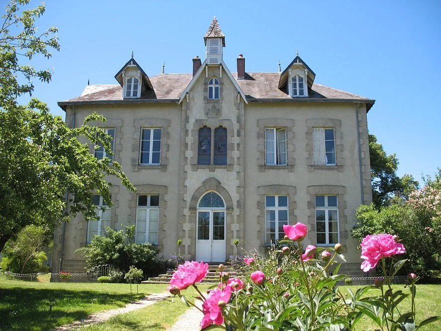 Valliere, Nouvelle-Aquitaine, France 1 - 18996769