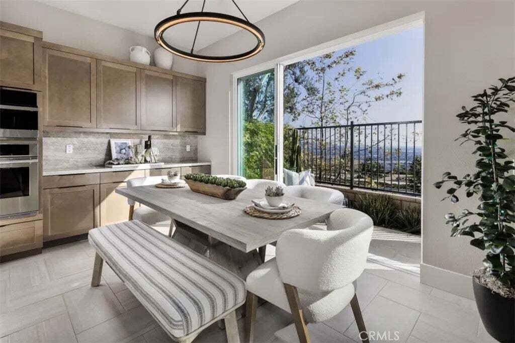 Condo in Gardena, California, United States 5 - 18995803