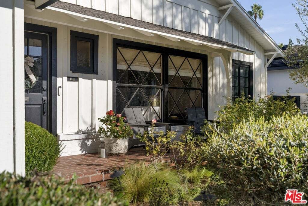 House in Los Angeles, California, United States 4 - 18992898