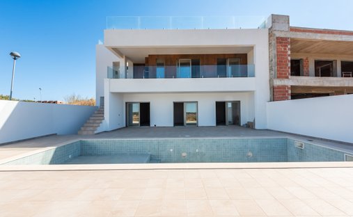 Villa en Mexilhoeira Grande, Algarve, Portugal 1