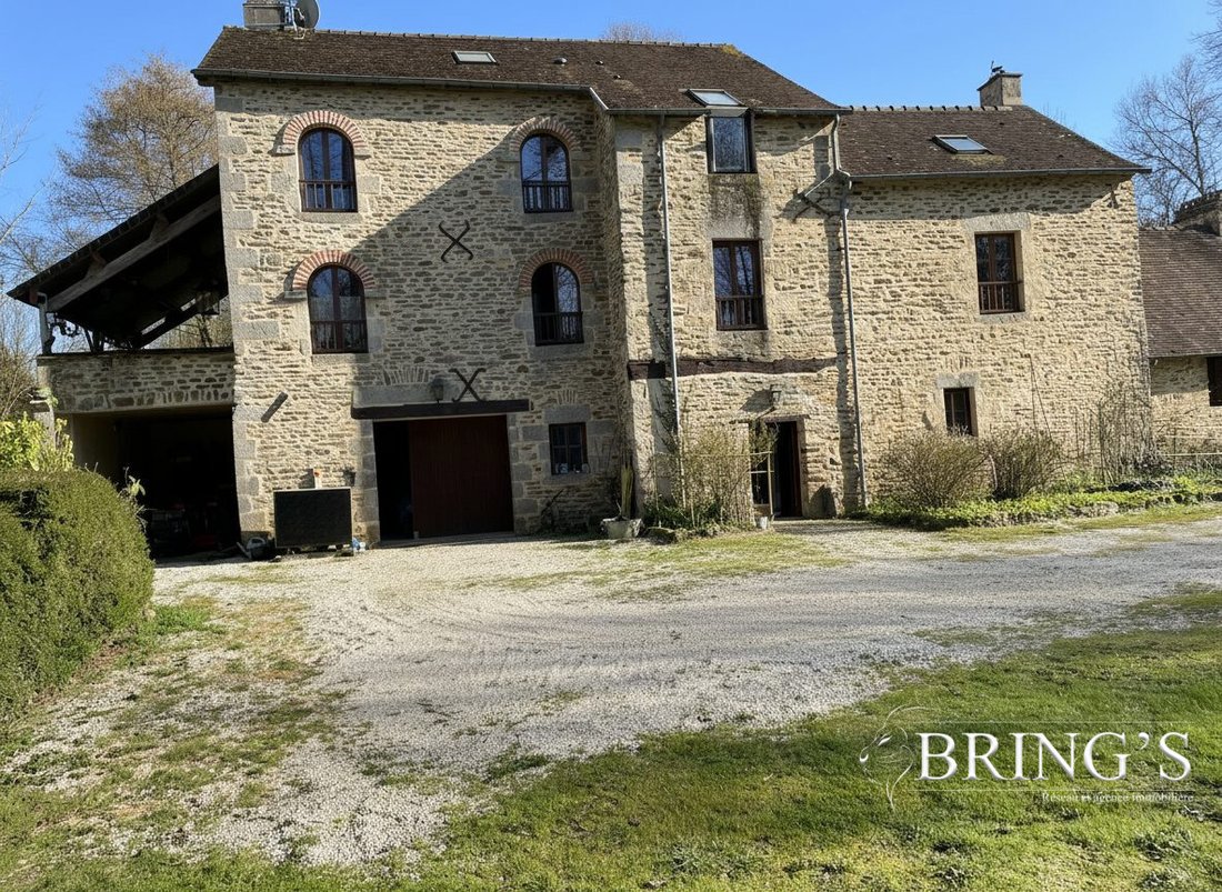 Casa a Cuissai, Normandia, Francia 1 - 17468581