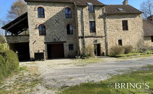Casa a Cuissai, Normandia, Francia 1