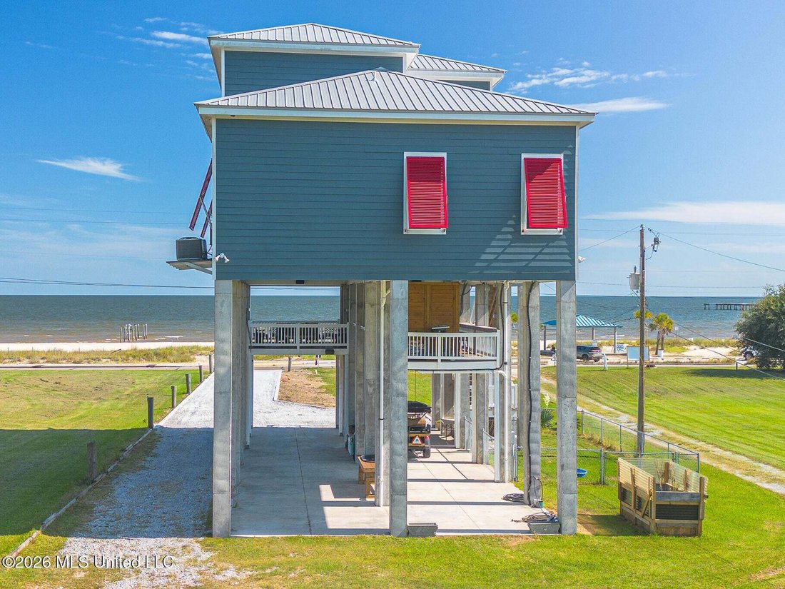 House in Waveland, Mississippi, United States 4 - 18995124