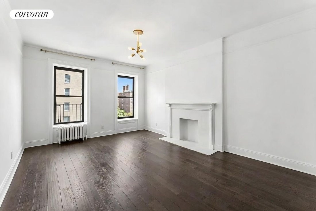 Co Op in New York, New York, United States 1 - 18813420