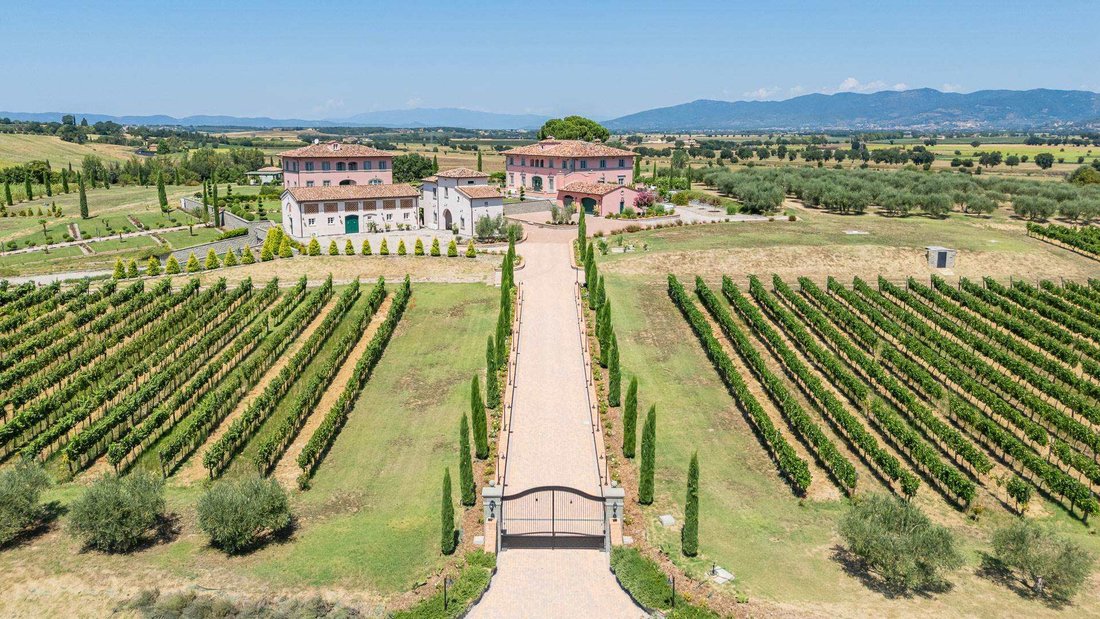 Villa in Montecchio - San Lorenzo - Creti, Cortona, Tuscany 2 - 18831282