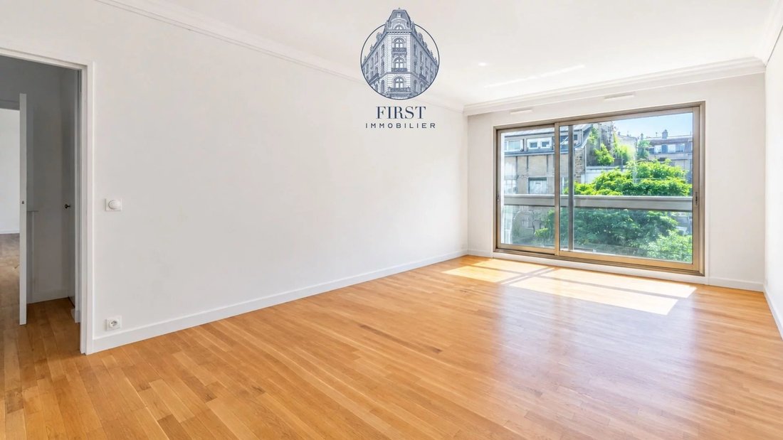 Apartment in Porte Dauphine, Paris 16e Arrondissement, Paris 3 - 18996729