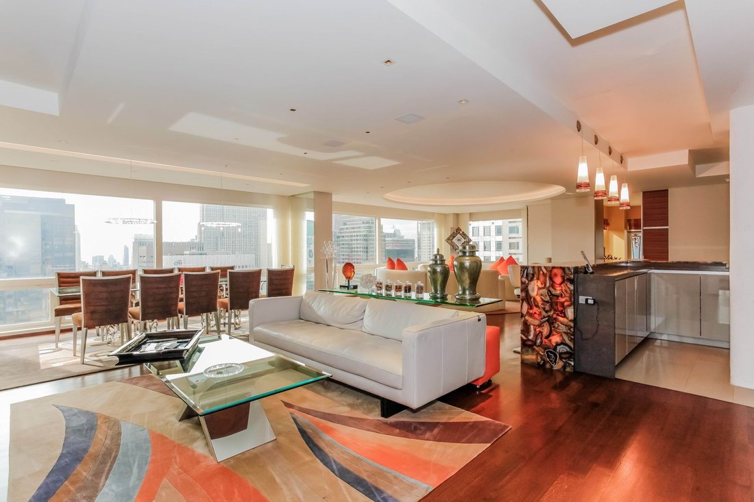 Condo in New York, New York, United States 1 - 18998085