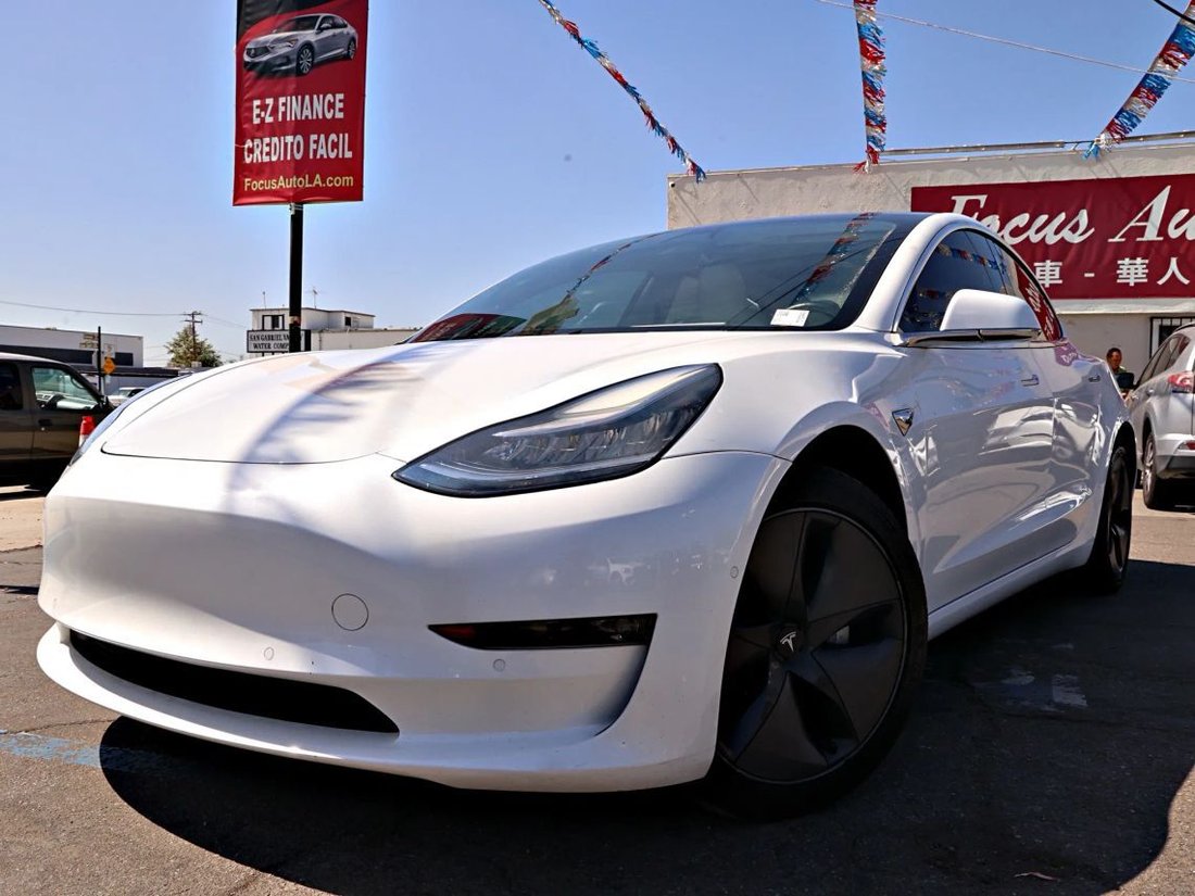 Sedan in El Monte, CA, United States 1 - 18997099