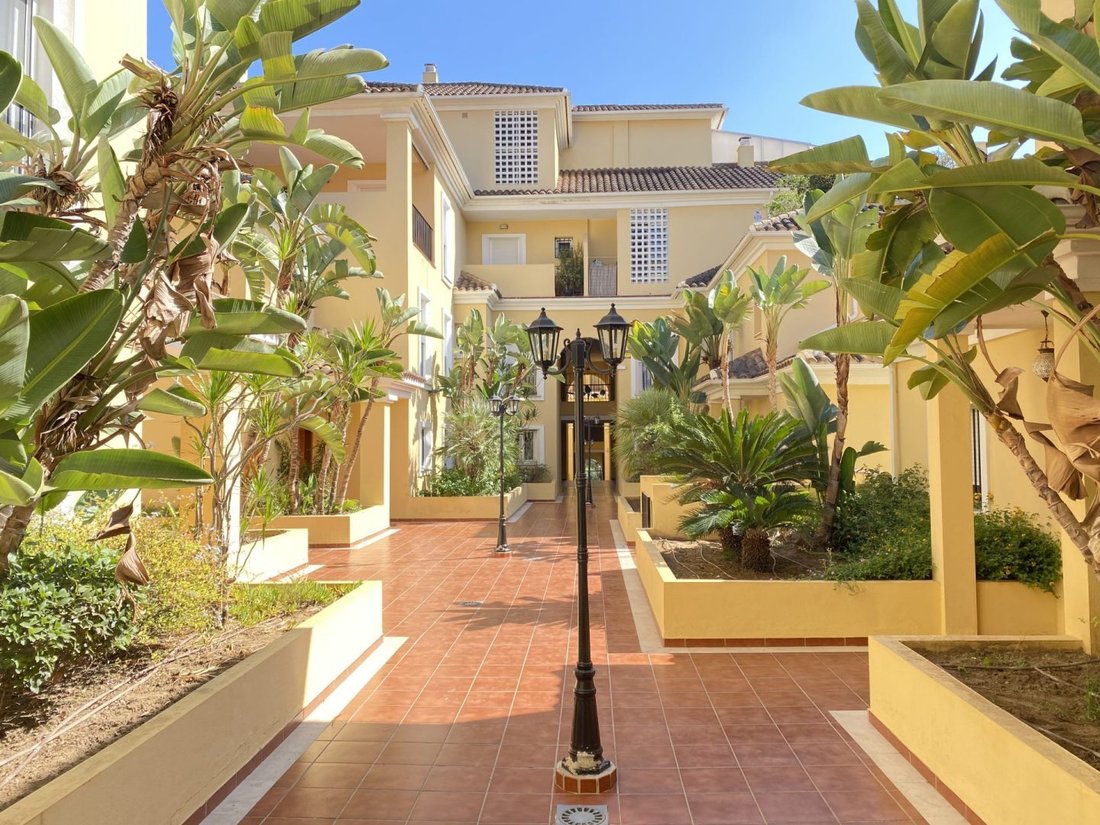 Townhouse in Sotogrande, San Roque, Andalusia 1 - 18993618