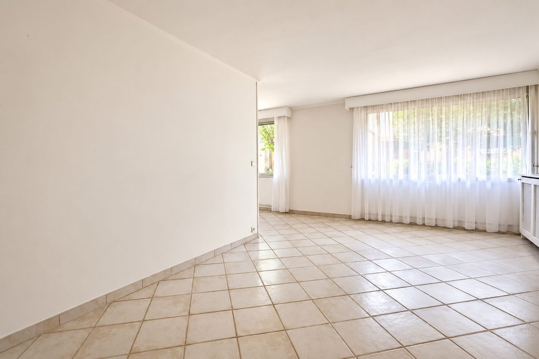 Apartment in Arrondissement of Bobigny, Ile-de-France, France 4 - 18997988