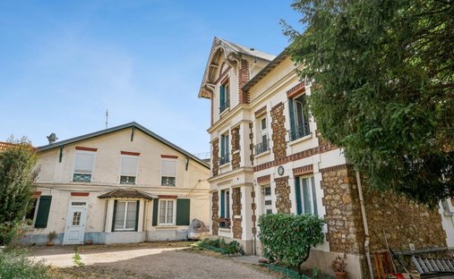 House in Centre-La Prairie, Ville-d'Avray, France 1