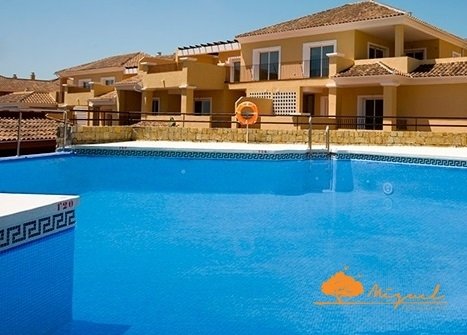 Townhouse in Sotogrande, San Roque, Andalusia 2 - 18993618