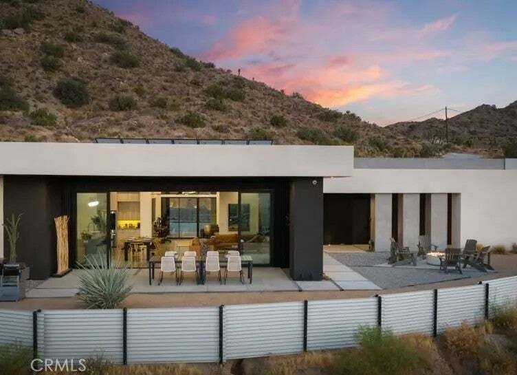 House in Yucca Valley, California, United States 5 - 18995909