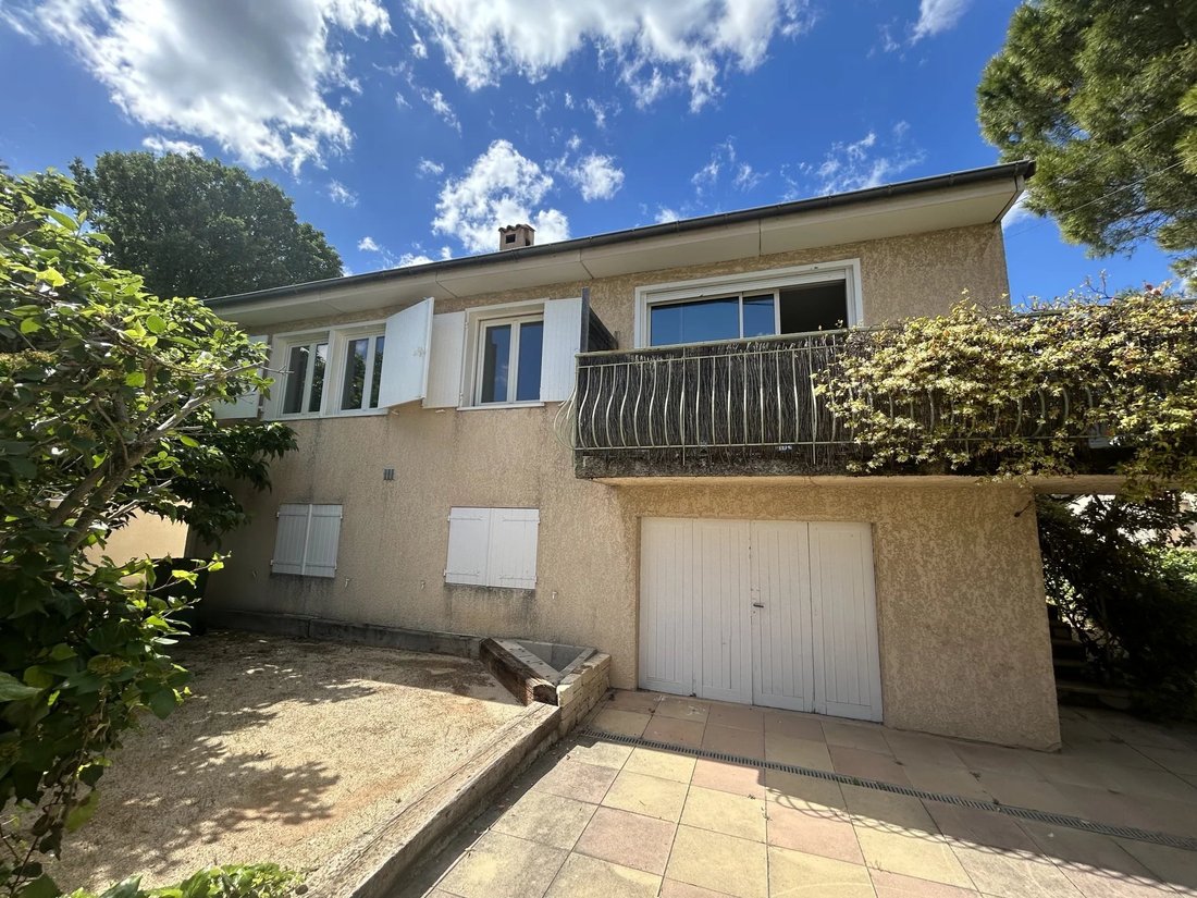 House in Bouc-Bel-Air, Provence-Alpes-Côte d'Azur, France 1 - 18994139