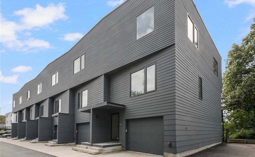 Condo in North Providence, Rhode Island, United States 1