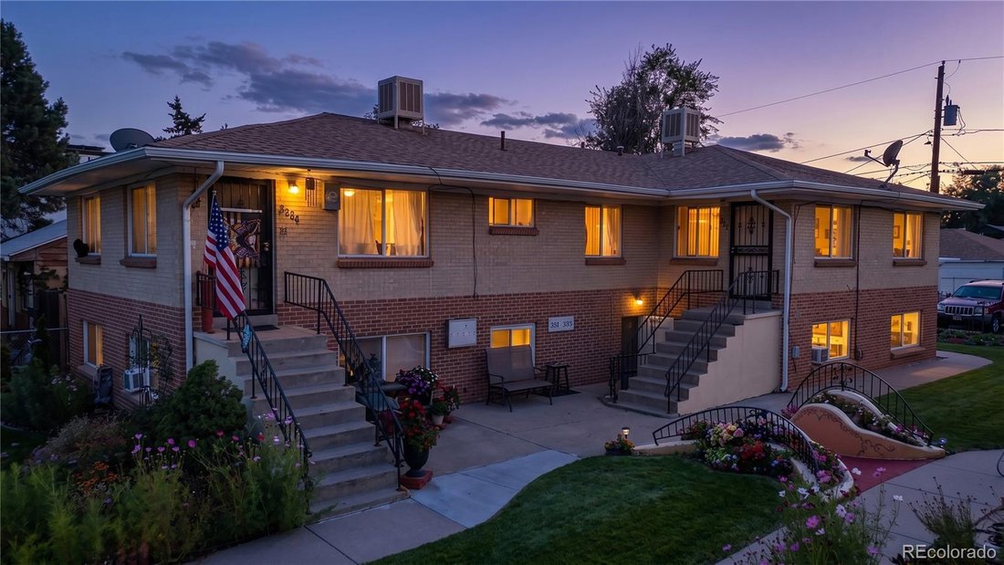 Denver, Colorado, United States 2 - 18992872