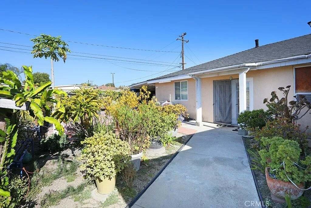 House in Midway City, California, United States 3 - 18292215