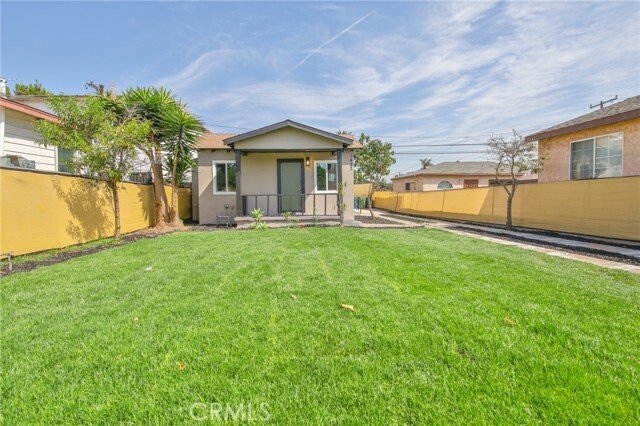 Los Angeles, California, United States 3 - 18994775