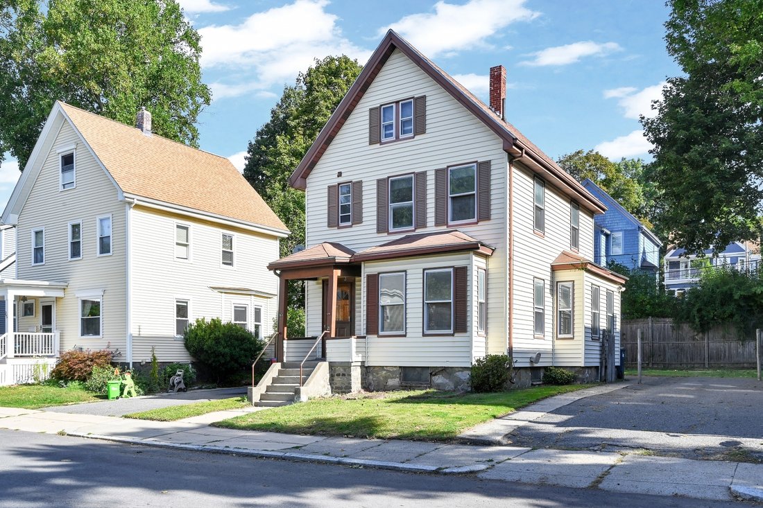House in Boston, Massachusetts, United States 4 - 18994677